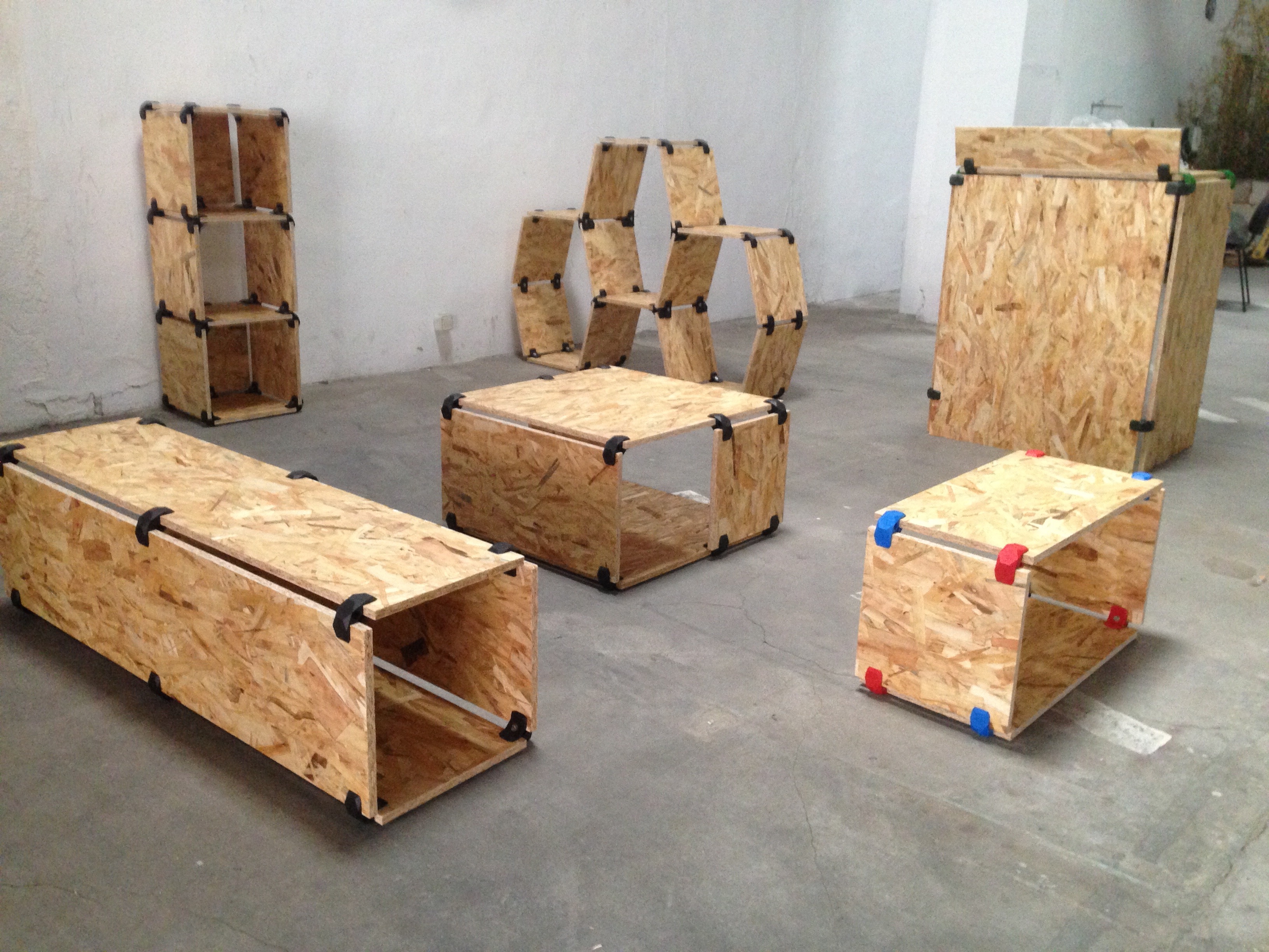 showroom de mobilier professionnel à Montpellier meubles playwood